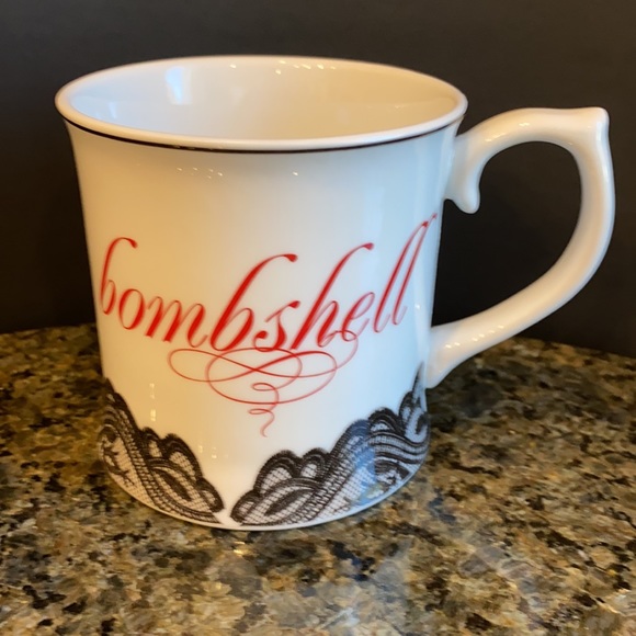 Bombshell Mug - Picture 14 of 16